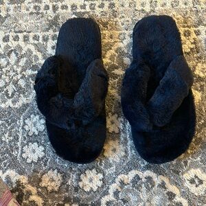Navy Blue fuzzy thong slippers size 7 to size 8